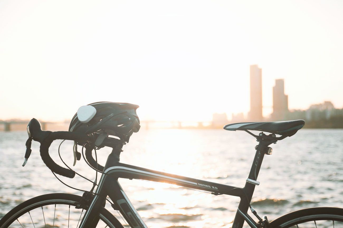 originality，Intelligent communication，Helmet communication equipment，industrial design，security，